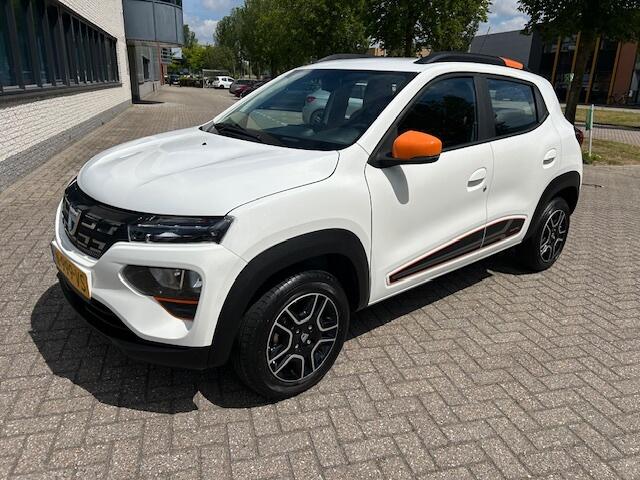 Dacia Spring Comfort+ CARPLAY NAVI CAMERA DEALER NAP!