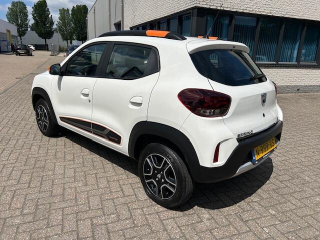 Dacia Spring Comfort+ CARPLAY NAVI CAMERA DEALER NAP!