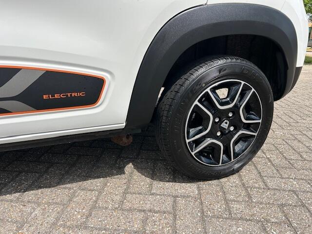 Dacia Spring Comfort+ CARPLAY NAVI CAMERA DEALER NAP!