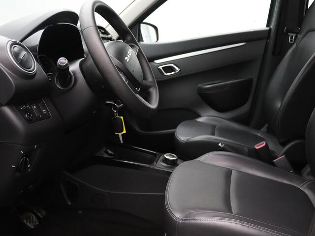 Dacia Spring Expression 27 kWh Apple Carplay/Android Auto | Airco