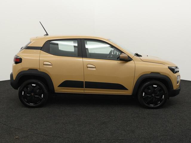 Dacia Spring Extreme 65 26.8 kWh | DC LADER | PARKEERSENSOREN | APPLE & ANDROID CARPLAY | LAGE KM-STAND! |