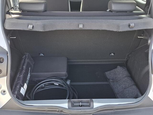 Dacia Spring Expression 27 kWh Carplay SOH-92% Navigatie LM Velgen Camera Lederen Interieur PDC-Achter