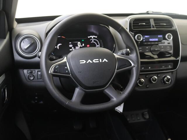 Dacia Spring Essential 27 kWh 23dkm / Airco