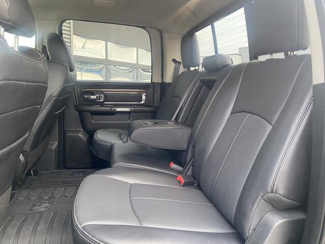 Dodge 1500 Ram 5.7 V8 4x4 Crew Cab 5'7 Laramie ?LUCHTVERING?BENZINE?1ste EIG.?NAVI?BTW?20"?45DKM!