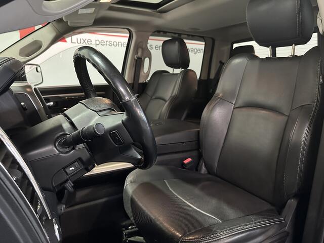 Dodge 1500 Ram 5.7 V8 4x4 Quad Cab 6'4 - Wide body - Camera / Schuifdak / Navi