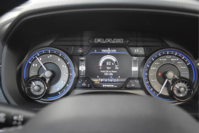 Dodge 1500 Ram 5.7 V8 4x4 Crew Cab Limited | Multi Function Tail | 2x LPG | Black |
