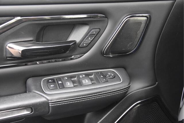 Dodge 1500 Ram 5.7 V8 4x4 Crew Cab Limited | Multi Function Tail | 2x LPG | Black |