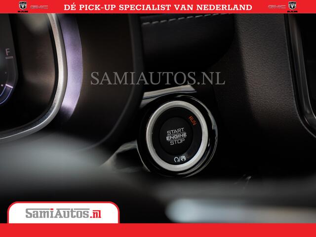 Dodge 1500 RAM Night Premium | Full Option | De Meest Luxe Pick-Up in zijn Klasse | Comfortabele Dubbele Cabine met Royale 5 Zitplaatsen | BPM vrij | Nu Leverbaar uit Voorraad | Voorraad Nr 2215 - 4984