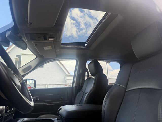 Dodge 1500 Ram 5.7 V8 4x4 Quad Cab 6'4 Laramie