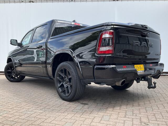 Dodge 1500 Ram 5.7 V8 4x4 Crew Cab Laramie Pano Full Navi SideSteps Trekhaak Luchtvering
