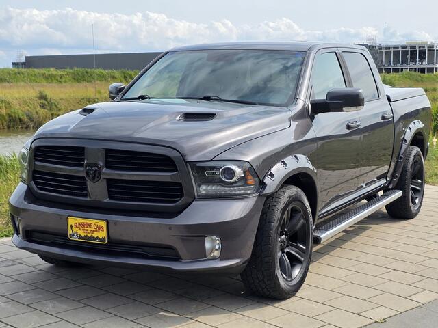 Dodge 1500 SPORT 4X4 CREW CAB. 5,7LTR V8 AUT. BLACK EDITION LAGE CATALOGUS WAARDE