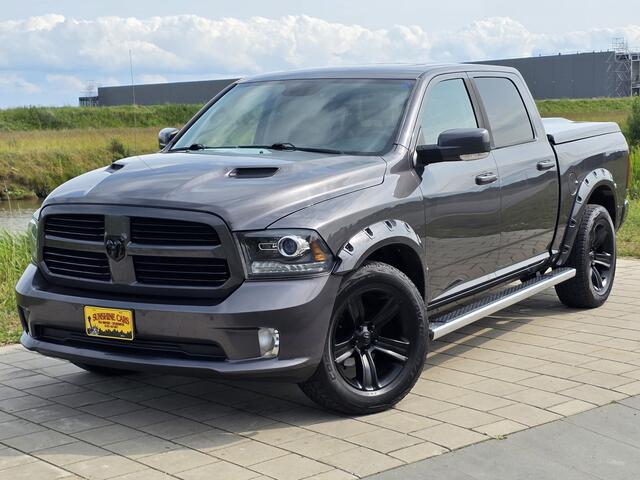 Dodge 1500 SPORT 4X4 CREW CAB. 5,7LTR V8 AUT. BLACK EDITION LAGE CATALOGUS WAARDE