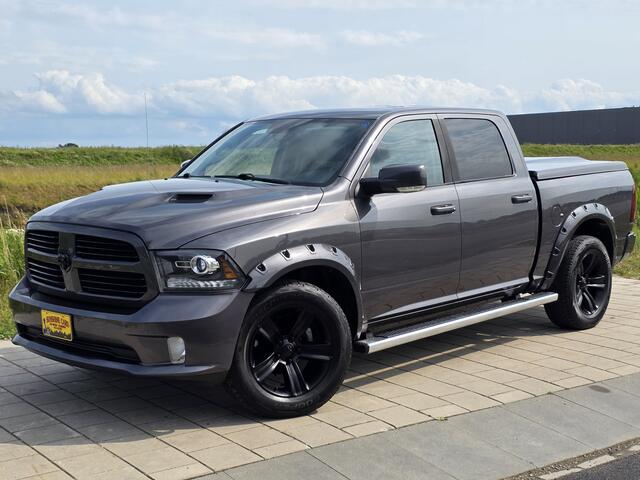 Dodge 1500 SPORT 4X4 CREW CAB. 5,7LTR V8 AUT. BLACK EDITION LAGE CATALOGUS WAARDE