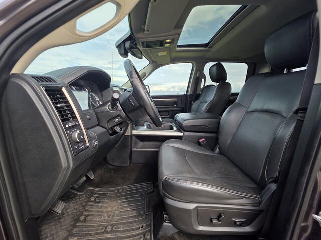 Dodge 1500 SPORT 4X4 CREW CAB. 5,7LTR V8 AUT. BLACK EDITION LAGE CATALOGUS WAARDE