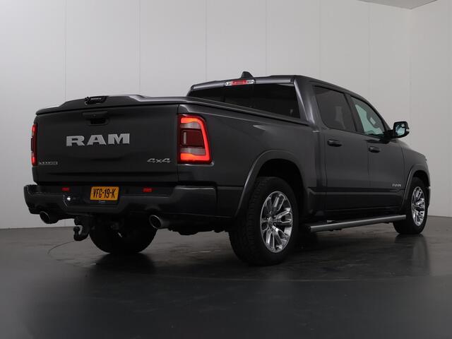 Dodge 1500 Ram 5.7 V8 4x4 CREW CAB | LARAMIE | LUCHTVERING | LPG | PANORAMADAK | CAMERA | NAVIGATIE | STOEL VERWARMING/VENTILATIE | SIDE STEPS | BEDCOVER | 20" LICHTMETALEN WIELEN