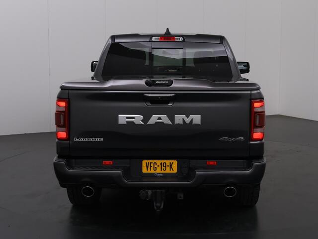 Dodge 1500 Ram 5.7 V8 4x4 CREW CAB | LARAMIE | LUCHTVERING | LPG | PANORAMADAK | CAMERA | NAVIGATIE | STOEL VERWARMING/VENTILATIE | SIDE STEPS | BEDCOVER | 20" LICHTMETALEN WIELEN