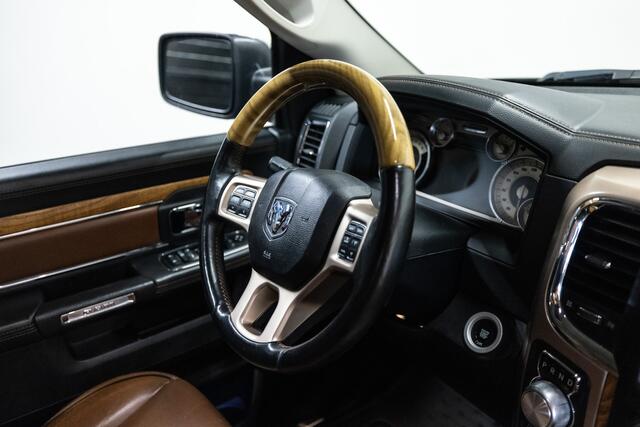 Dodge 1500 Ram 5.7 V8 4x4 Crew Cab 5'7 Longhorn LPG