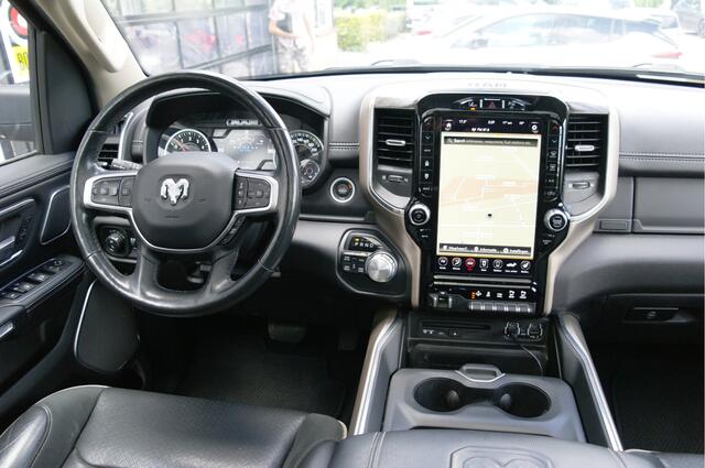 Dodge 1500 Ram 5.7 V8 4x4 Crew Cab Laramie | BPM VRIJ | 12'' Navi | Adaptive | Schuifdak | FULL OPTION | NL-Auto