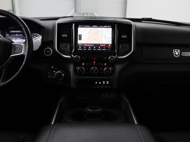 Dodge 1500 Ram 5.7 V8 4x4 Crew Cab Big Horn | LPG | Panoramadak | Leder | Stoel & stuurverwarming | Trekhaak | Camera | Carplay | Navigatie | Full LED