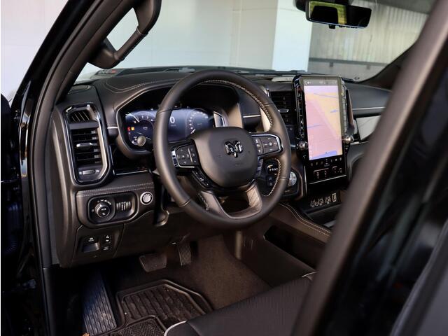 Dodge 1500 Ram 540 pk HO Crew Cab Limited Night | BPM vrij | 540 PK | Pano Dak | LPG | Luchtvering |