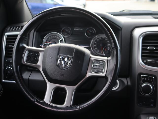 Dodge 1500 RAM SLT WARLOCK 4WD | Trekhaak | Parkeerhulp | Camera | Verwarming | Zeer nette auto!