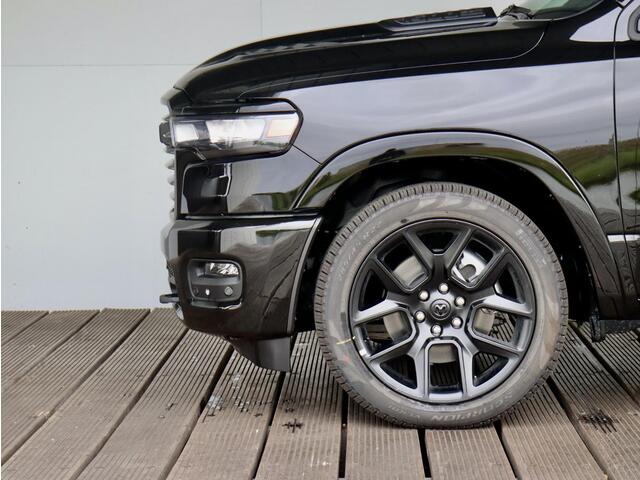 Dodge 1500 Ram 3.0 Hurricane 430PK Crew Cab Laramie Night Premium | LPG | BPM vrij | 2025 Model | Luchtvering | nieuwe schermen |