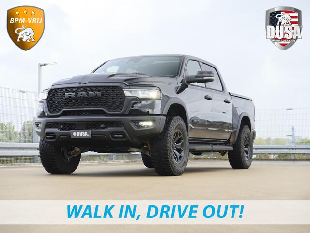 Dodge 1500 RAM | | Rebel | Night | 4x4 | Crew Cab | 3.0L Twin-turbo I6 | BPM-VRIJ | LPG | 10,2 inch Passenger Screen | Harman Kardon | Getoonde accessoires zijn verkrijgbaar tegen meerprijs