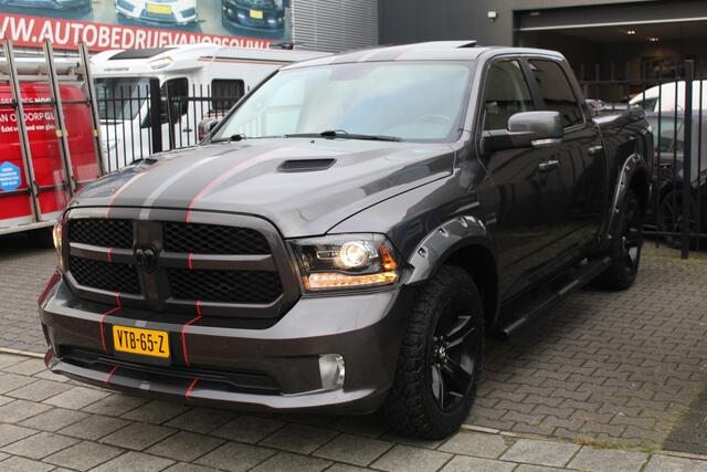 Dodge 1500 Ram 5.7 V8 HEMI 400PK SPORT Pano Bushwacker 14''Screen Leder Keyless Stoel verw/koel