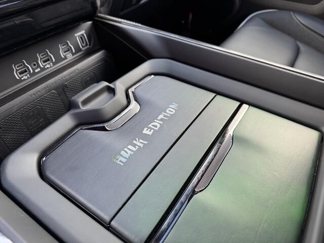 Dodge 1500 Ram Limited HULK Edition | 3 jaar garantie | Pano | Harman Kardon | 22" | Flares | Passenger screen