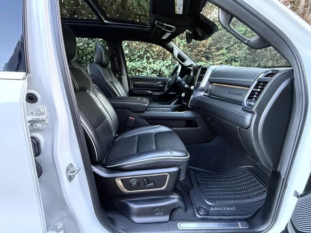 Dodge 1500 Ram 5.7 V8 HEMI Limited Edition I Pano I VOL!