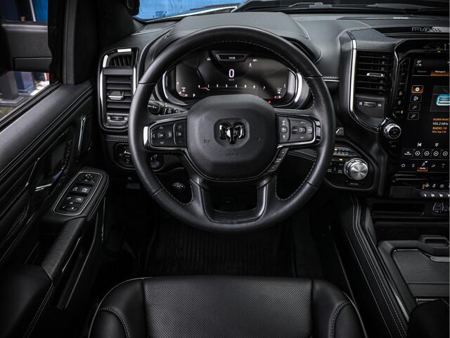 Dodge 1500 Ram Crew Cab Limited Night Custom built! | 5.7L V8 Hemi | Custom uitlaat