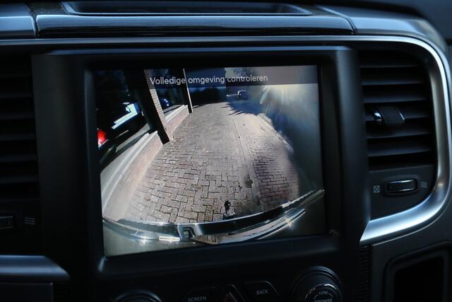 Dodge 1500 Ram 5.7 V8 4x4 Crew Cab 5'7 Limited Panorama Leer Camera Navi