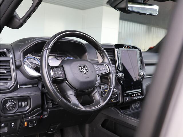 Dodge 1500 Ram 5.7 V8 4x4 Crew Cab Limited | Luchtvering | Panoramadak | Harman/Kardon |