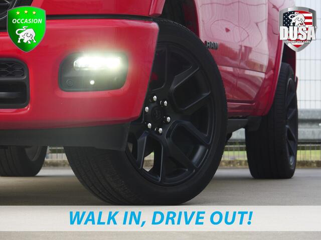 Dodge 1500 RAM | Laramie | Premium Night | 3.0L I6 Hurricane | Crew Cab | 4X4 | Panorama | LPG | 14,4-inch Touchscreen | Passenger Display | Getoonde accessoires zijn verkrijgbaar tegen meerprijs