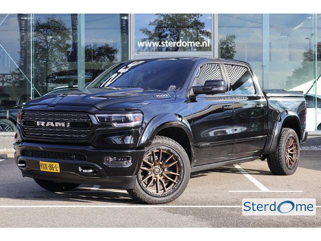 Dodge 1500 RAM 5.7 V8 4x4 l Crew Cab Limited 10th anniversary l LPG l Panoramadak l Head- Up l Trekhaak l LED l 360 Camera l Harman Kardon l Stoelverwarming I V + A I Wegklapbare treeplanken l Airco l Verwarmd stuurwiel Lederen bekleding I Zeer compleet! I