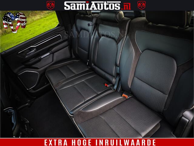 Dodge 1500 Ram Laramie Hemi 5.7 V8 4x4 Crew Cab DC | Panorama Dak | 12' Grootscherm | Comfortabele Dubbele Cabine met Royale 5 Zitplaatsen | Voorraad Nr 2521-41242