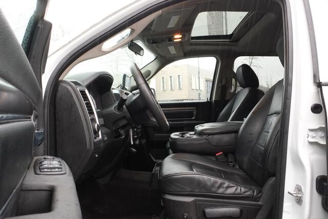 Dodge 1500 Ram 5.7 V8 4x4 Quad Cab 6'4 Sport Trekhaak