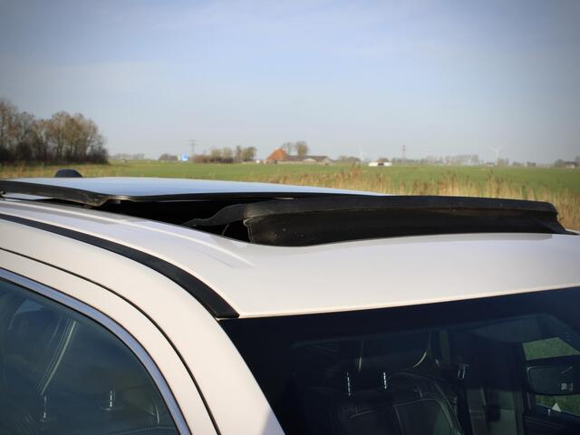 Dodge 1500 Ram 5.7 V8 4x4 Crew Cab Limited LED Memory Pano