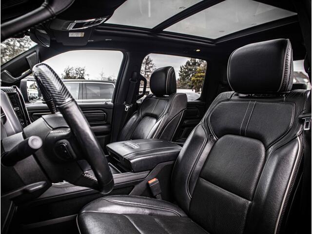 Dodge 1500 Ram | 5.7L V8 Hemi | Limited Black | Nieuw geleverd en onderhouden