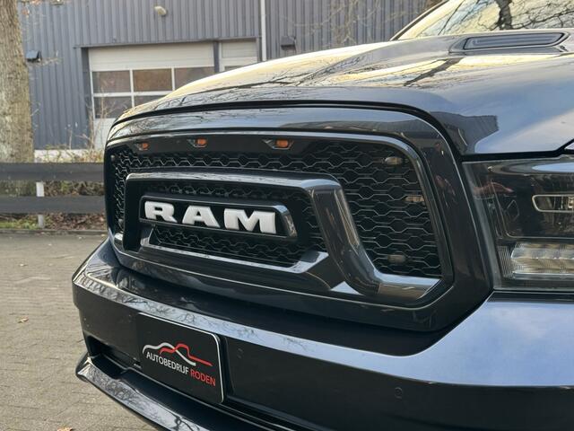 Dodge 1500 Ram 4X4 SPORT BLACK EDITION 5.7 V8 HEMI LPG