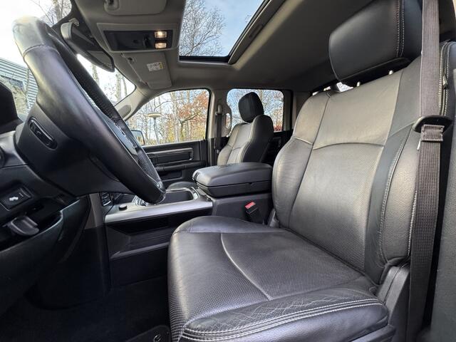 Dodge 1500 Ram 4X4 SPORT BLACK EDITION 5.7 V8 HEMI LPG