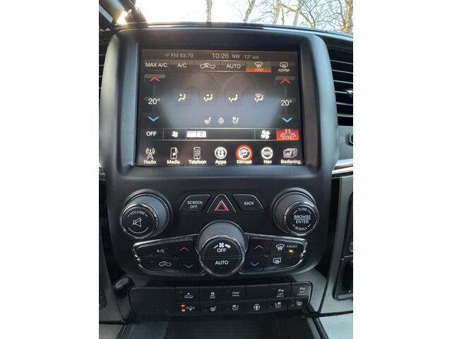 Dodge 1500 Ram 4X4 SPORT BLACK EDITION 5.7 V8 HEMI LPG