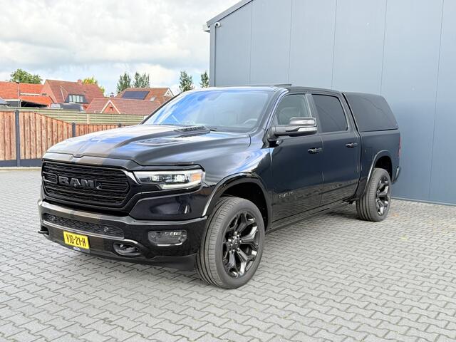 Dodge 1500 RAM 5.7 HEMI V8 4x4 NIGHT/BLACK EDITION! LIMITED PANO LUCHTV