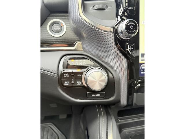 Dodge 1500 RAM 5.7 V8 4x4 HEMI LIMITED HARMAN/KARDON