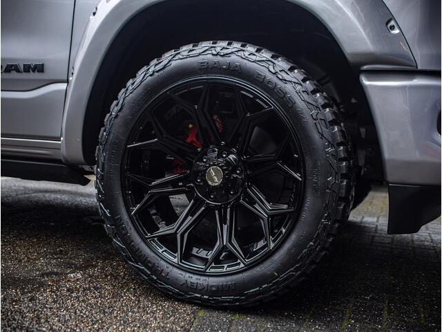 Dodge 1500 Ram Limited Night Edition | Luchtvering | Head-Up Display | Custom built