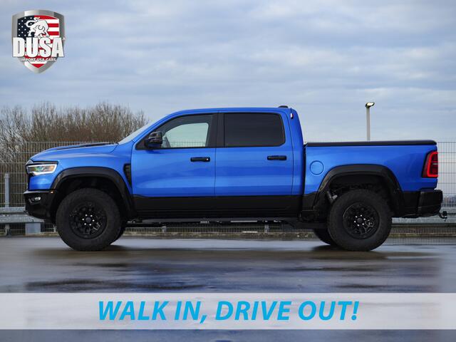 Dodge 1500 RAM | RHO | 3.0L Twin-Turbo I6 | 4x4 | Crew Cab | Incl BPM Prijs incl BPM | Panoramadak | 14,4-inch Touchscreen | Passenger Display | Getoonde accessoires zijn verkrijgbaar tegen meerprijs