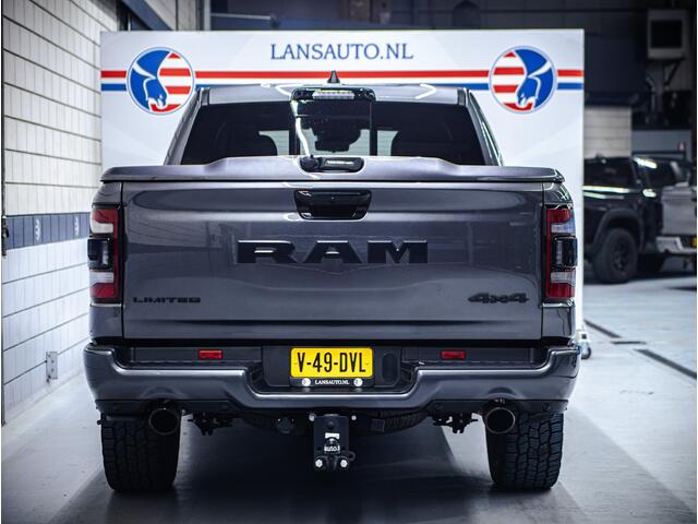 Dodge 1500 Ram Limited Night | 5.7L HEMI V8 4x4 Crew Cab