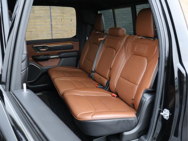Dodge 1500 Ram 5.7 V8 HEMI 4x4 Crew Cab Longhorn | ACC | Lucht | Leder | Premium interieur | 4Play LMV | Org. NL |