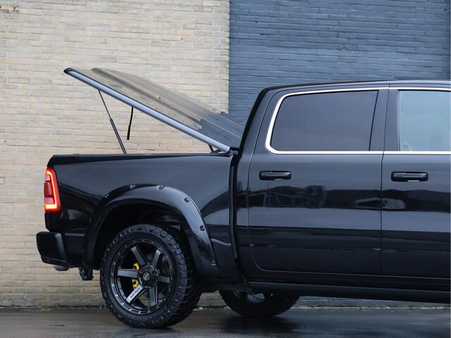 Dodge 1500 Ram 5.7 V8 HEMI 4x4 Crew Cab Longhorn | ACC | Lucht | Leder | Premium interieur | 4Play LMV | Org. NL |