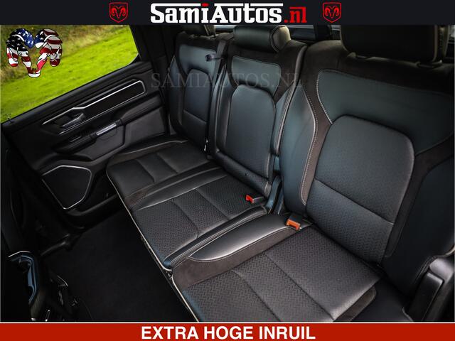 Dodge 1500 Ram Laramie Hemi 5.7 V8 4x4 Crew Cab DC | Panorama Dak | 12' Grootscherm | Comfortabele Dubbele Cabine met Royale 5 Zitplaatsen | Voorraad Nr 2521-41242